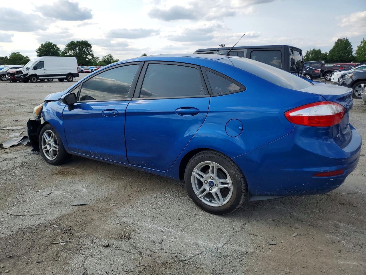 2019 Ford Fiesta Se - Фото 2