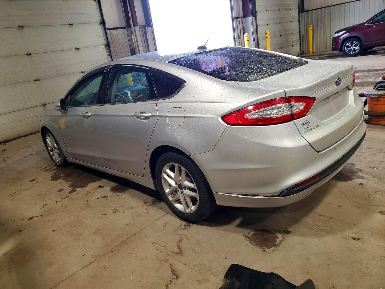 2016 Ford Fusion Se - Фото 2