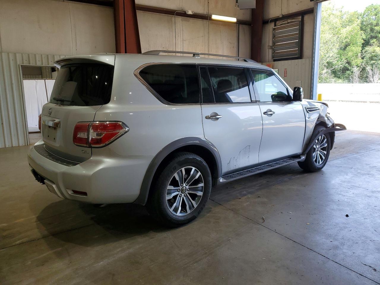 2017 Nissan Armada Sl - Image 3