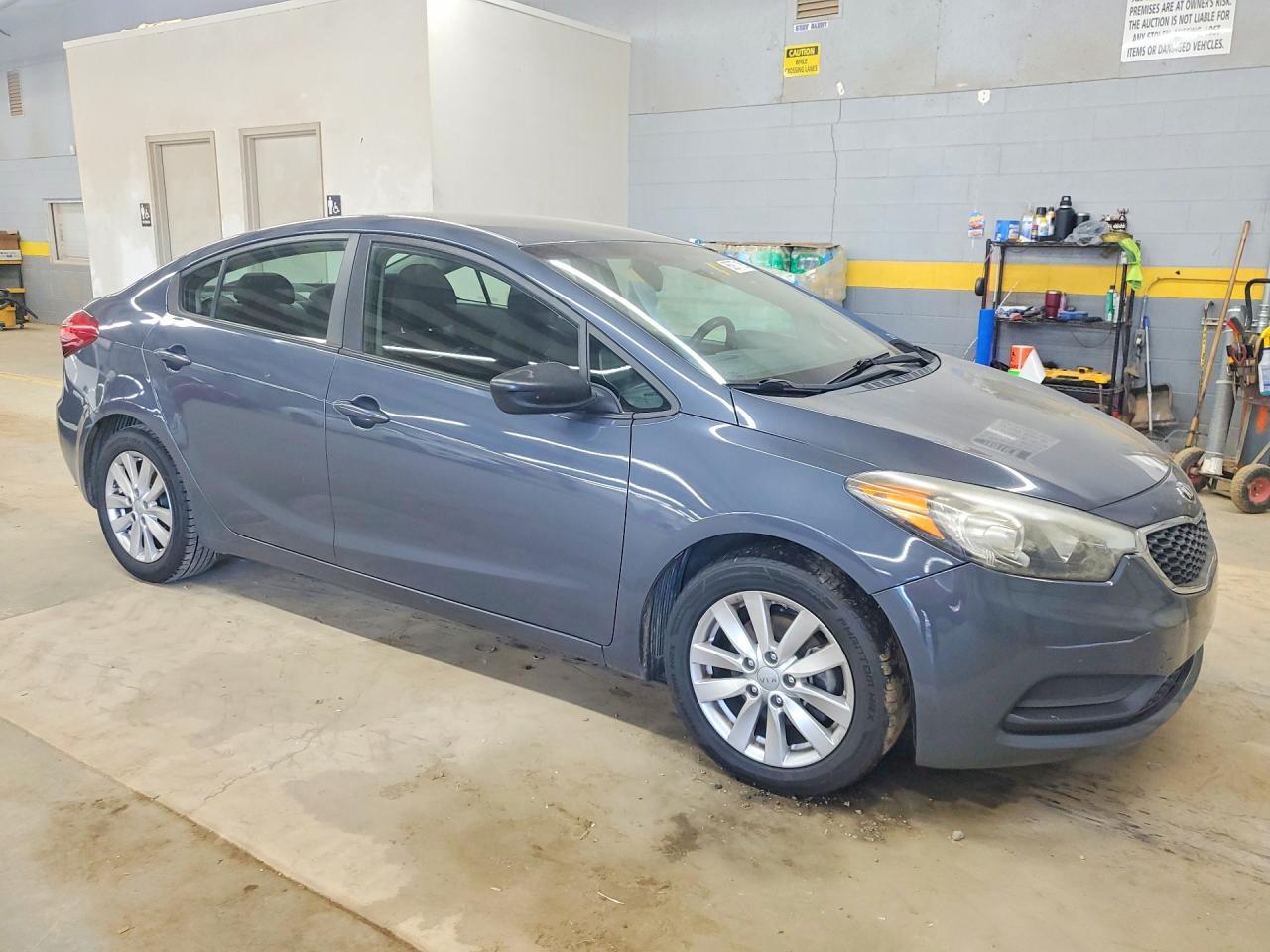 2016 Kia Forte Lx - Image 4