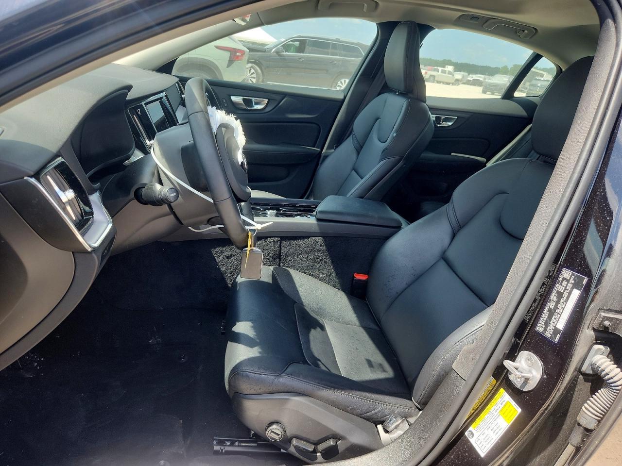 2024 Volvo S60 Core - Image 7