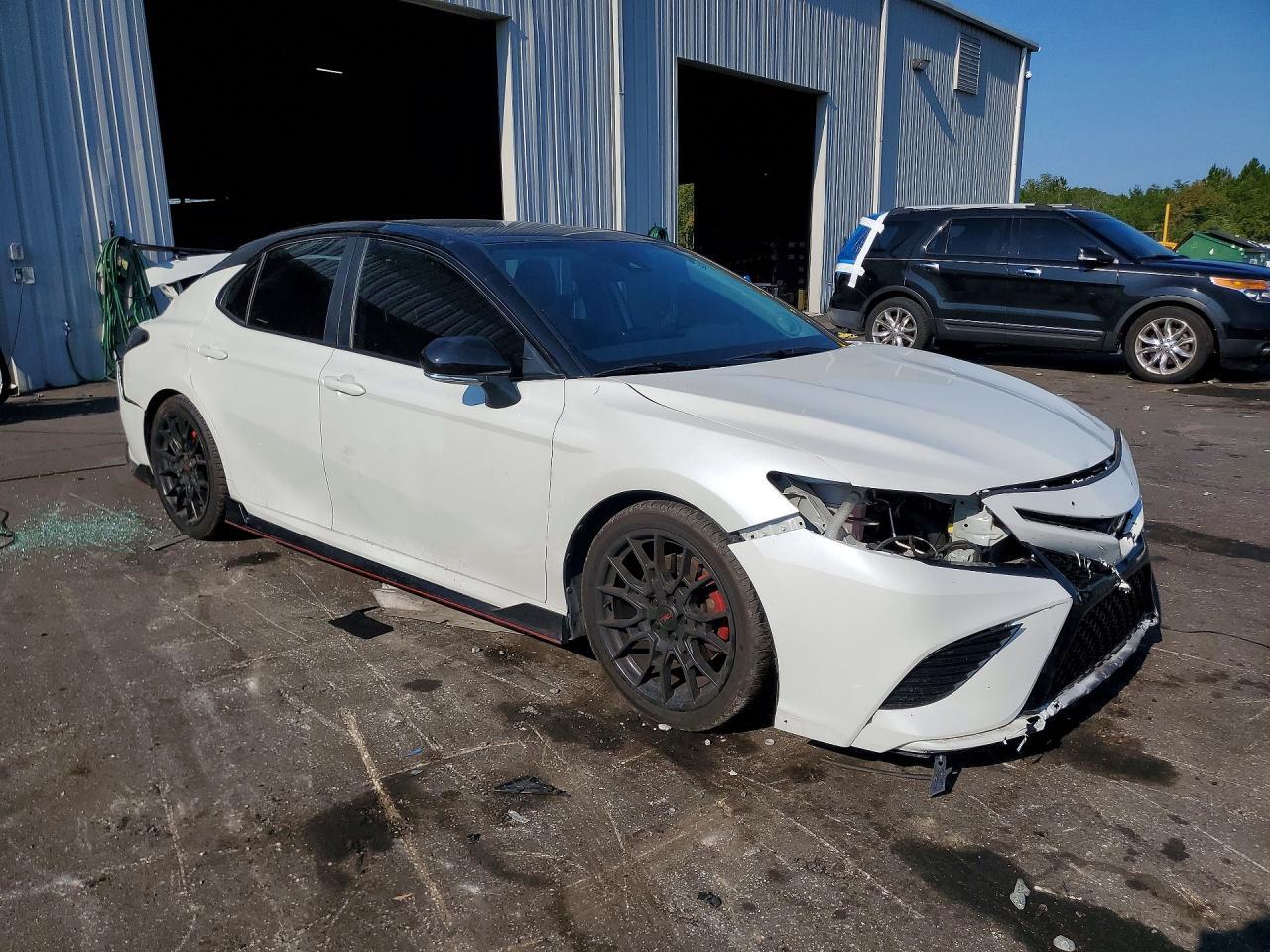 2021 Toyota Camry Trd - Фото 4