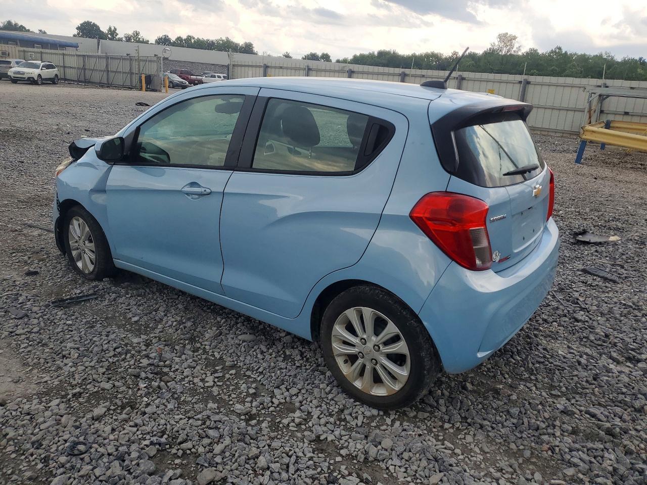 2016 Chevrolet Spark 1Lt - Фото 2