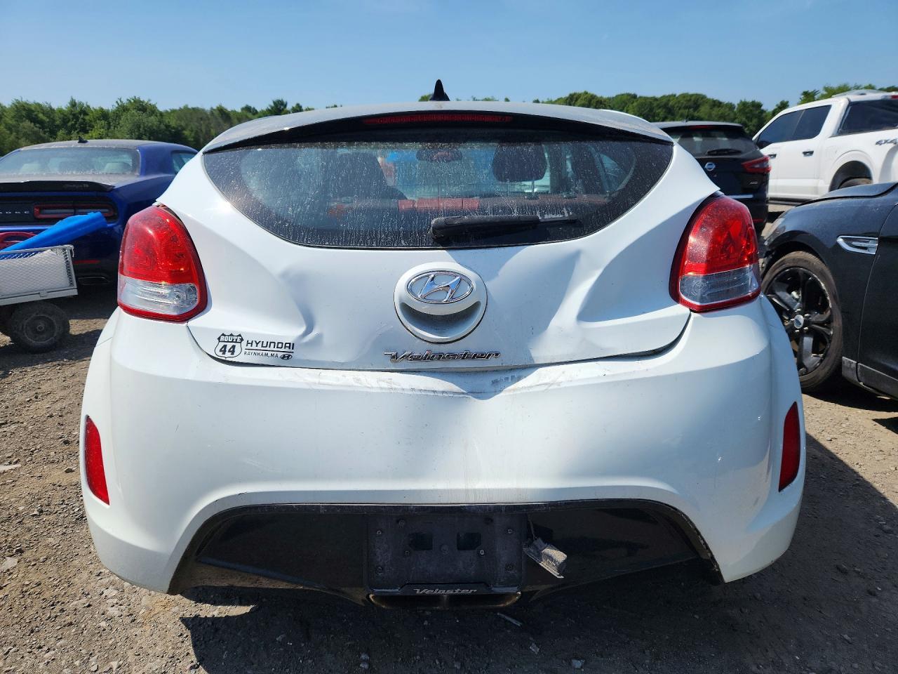 2013 Hyundai Veloster Base - Фото 6