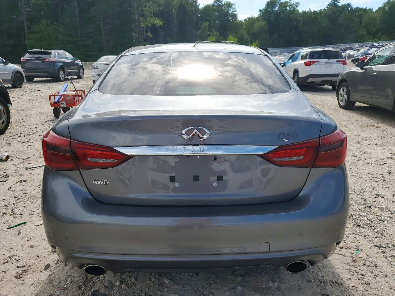 2019 Infiniti Q50 3.0T Luxe - Фото 6