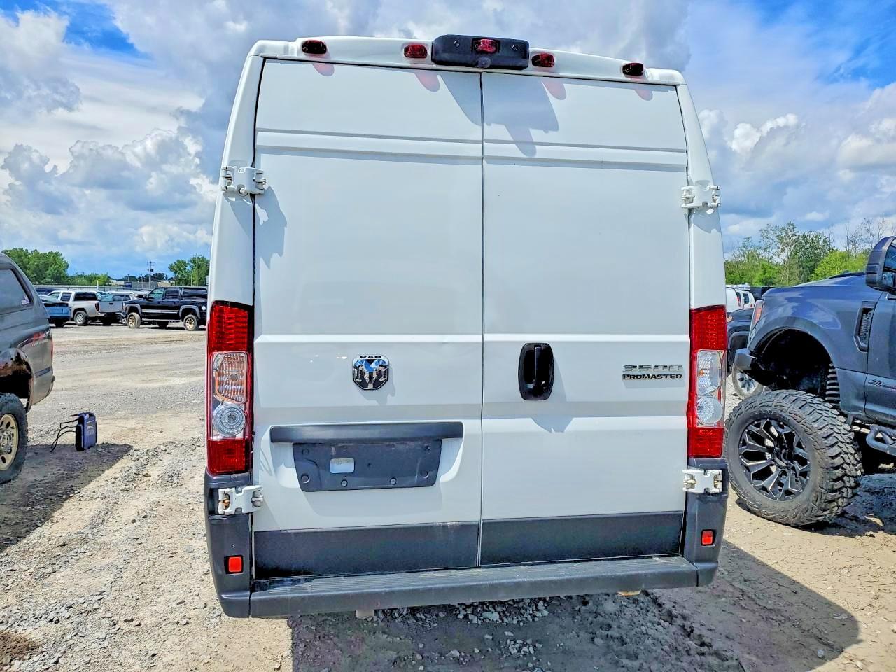 2025 Ram Promaster 3500 3500 High - Фото 6