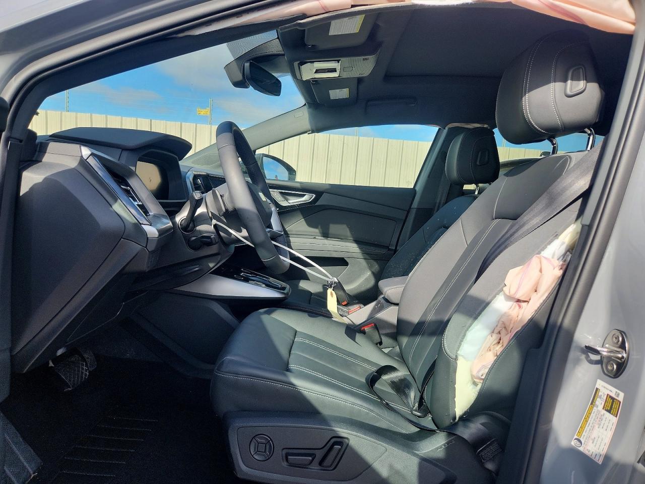 2025 Audi Q4 E-Tron Premium - Фото 7