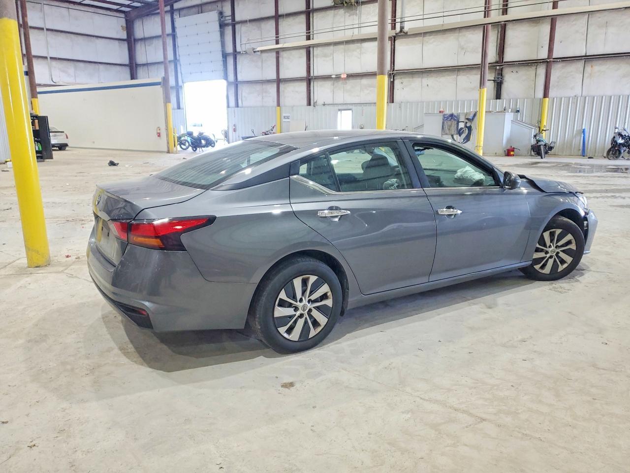 2024 Nissan Altima S - Фото 3