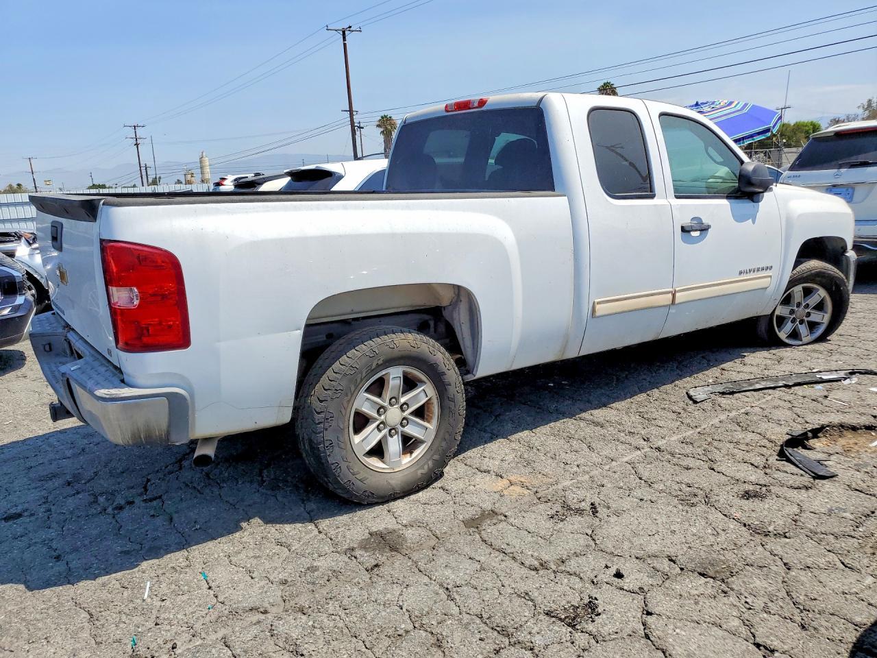 2013 Chevrolet Silverado C1500 Lt - Image 3