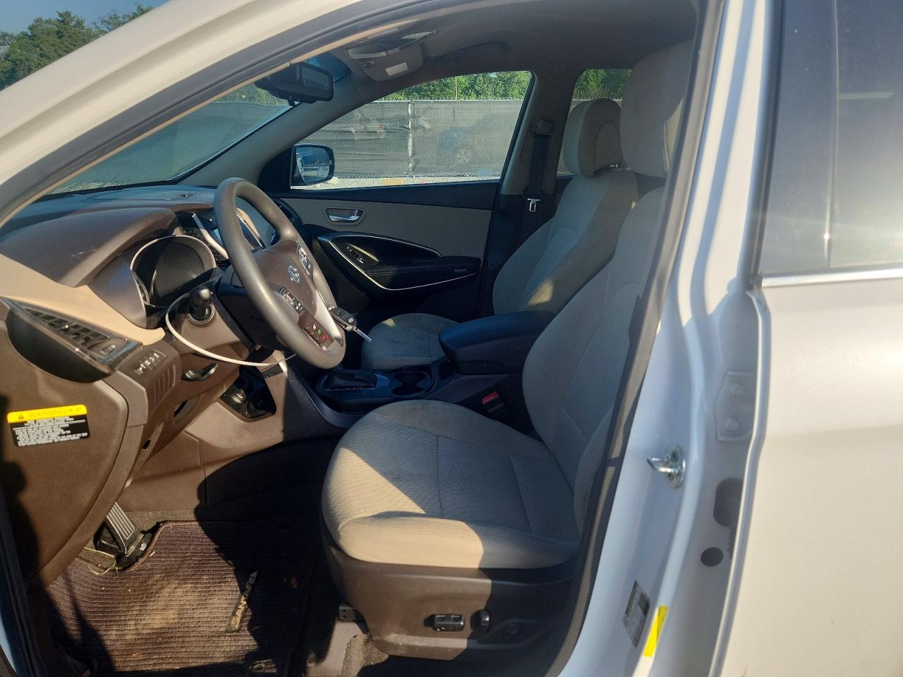 2017 Hyundai Santa Fe Sport 2.4L - Image 7