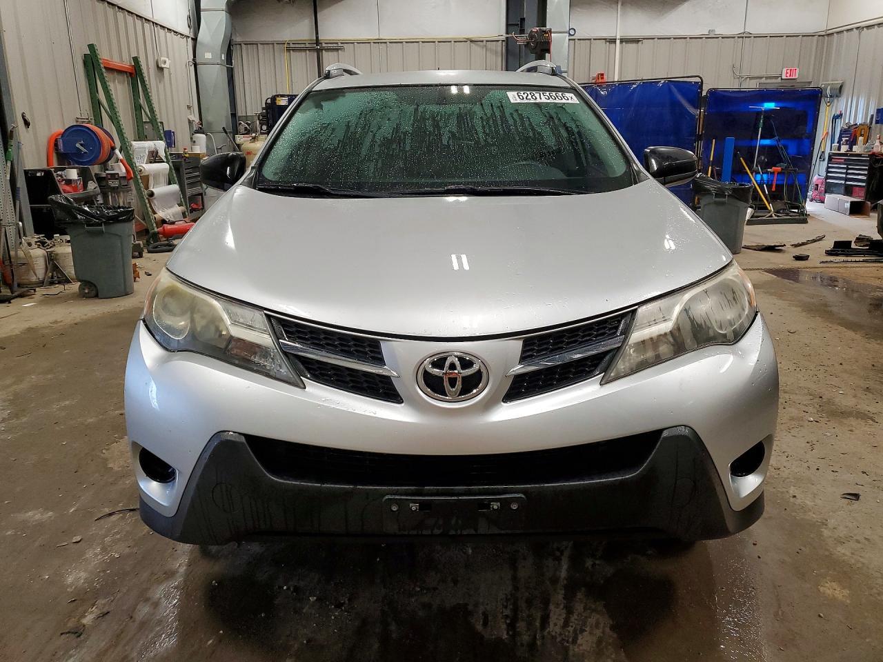 2015 Toyota Rav4 Le - Image 5