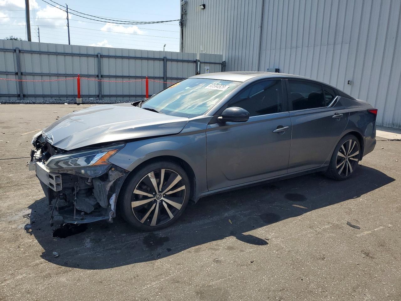 2020 Nissan Altima Sr