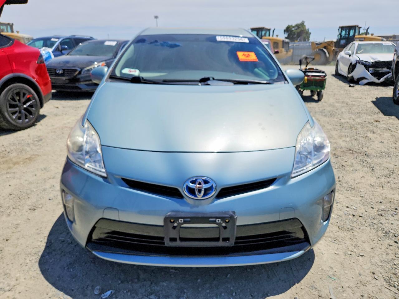2015 Toyota Prius Two - Фото 5