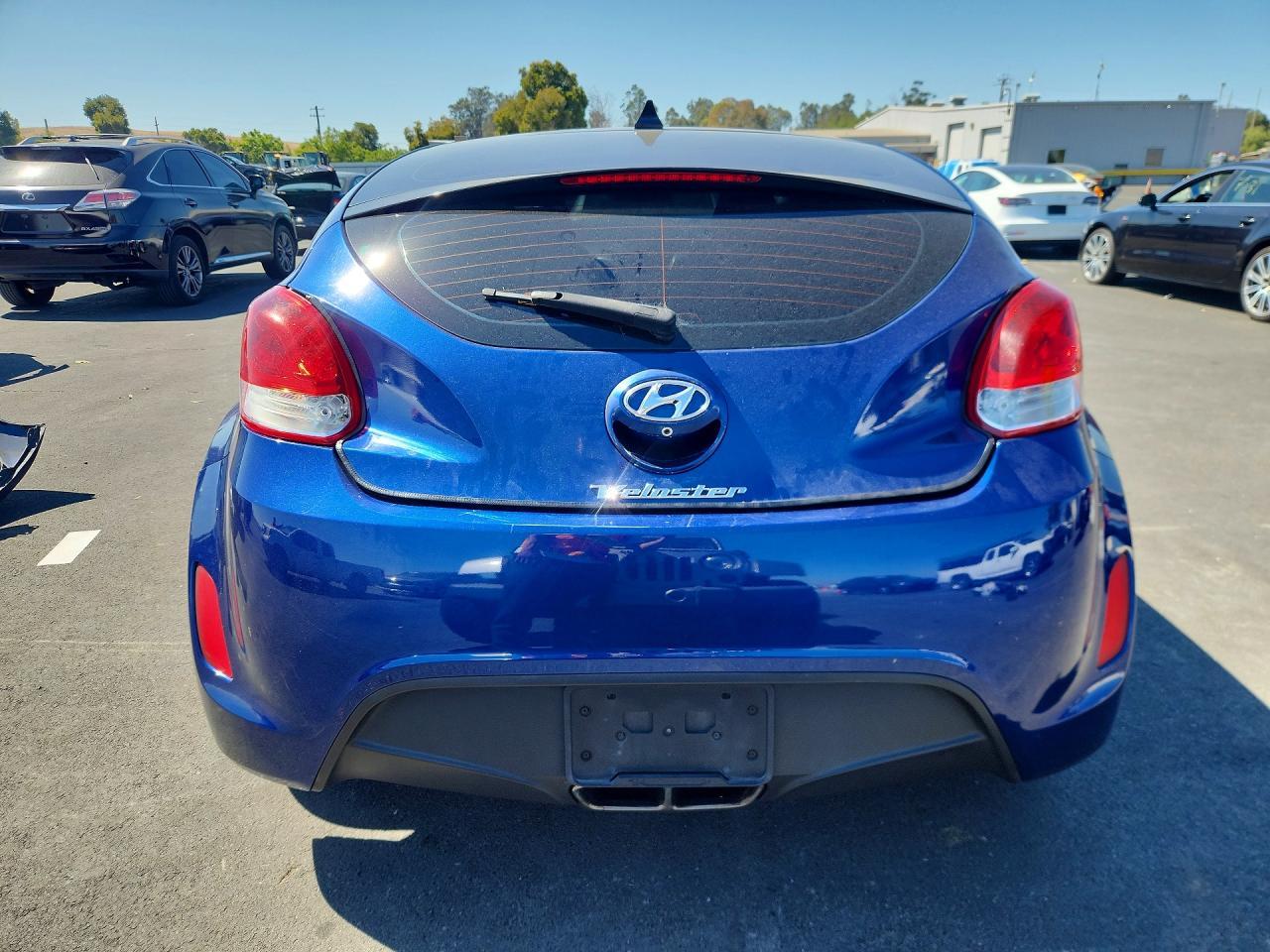 2016 Hyundai Veloster Base - Фото 6