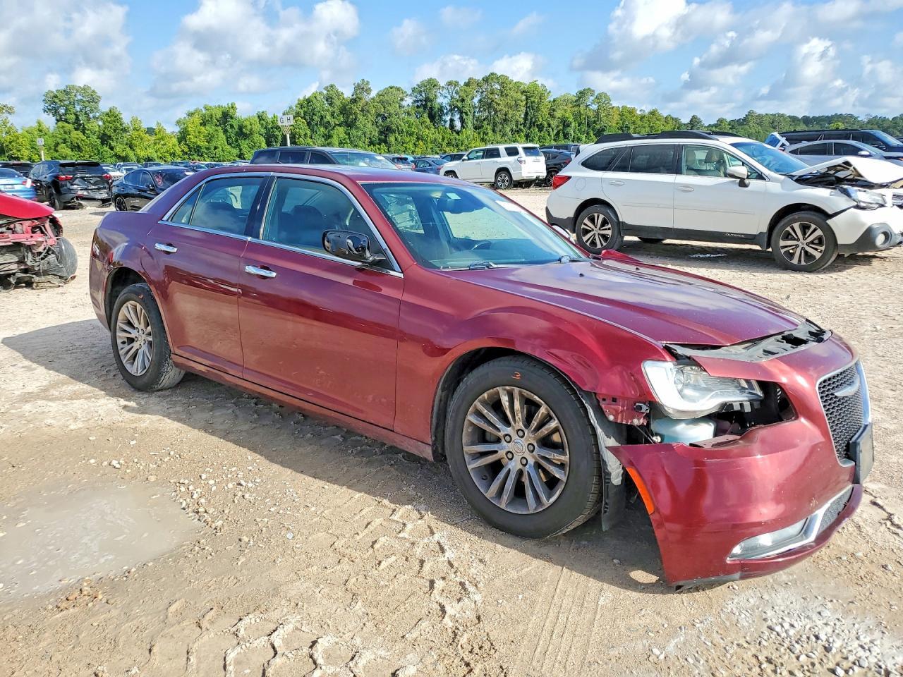 2016 Chrysler 300C - Image 4