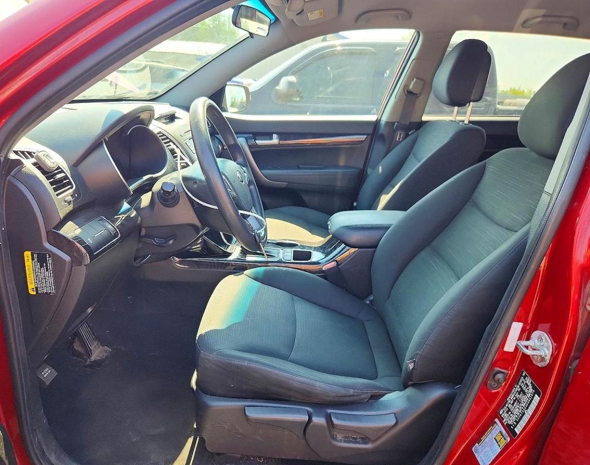 2014 Kia Sorento Lx - Image 7
