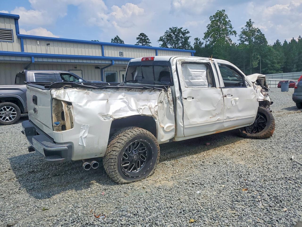 2017 Chevrolet Silverado K1500 Lt - Фото 3