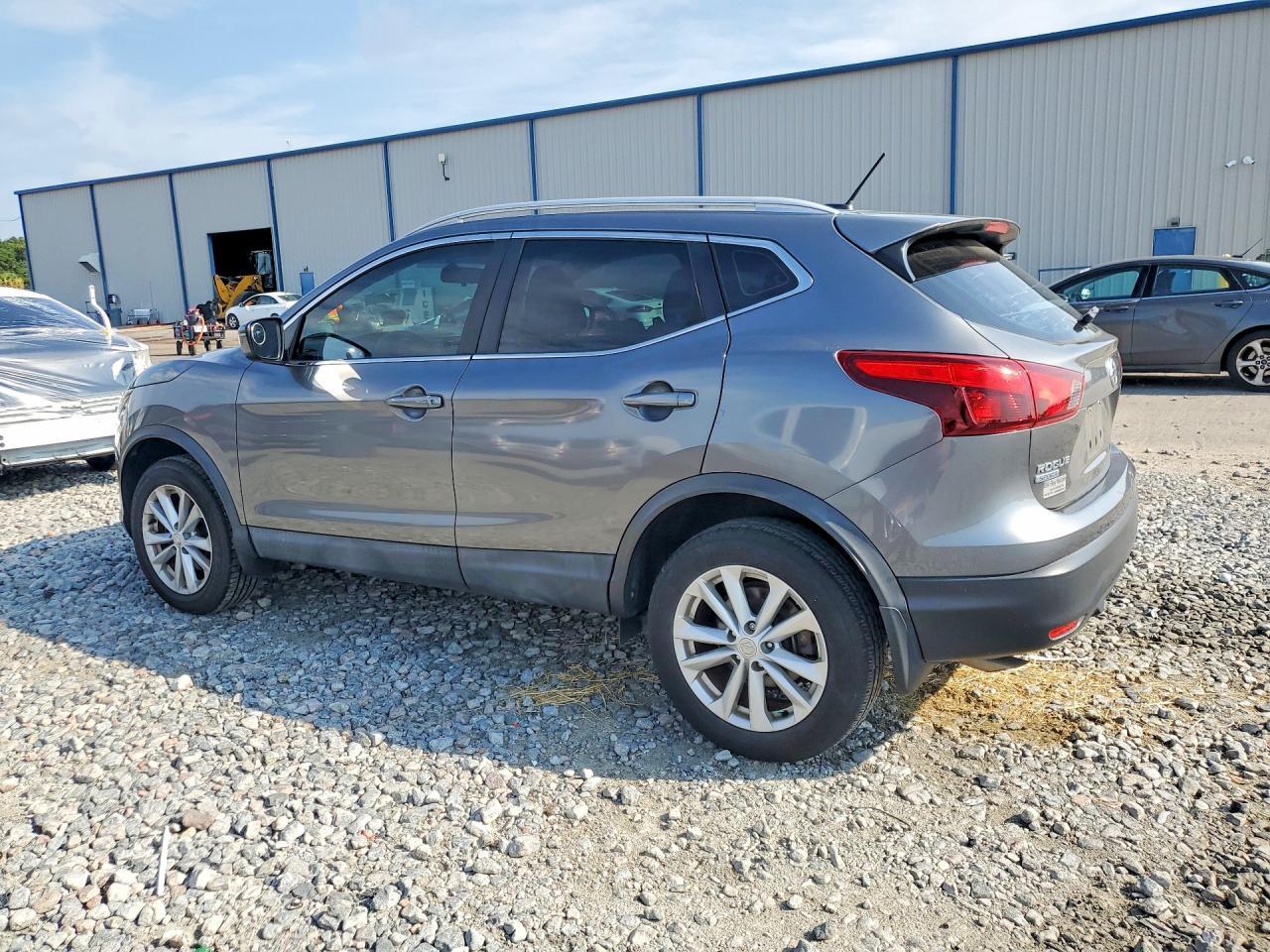 2017 Nissan Rogue Sport Sv - Фото 2