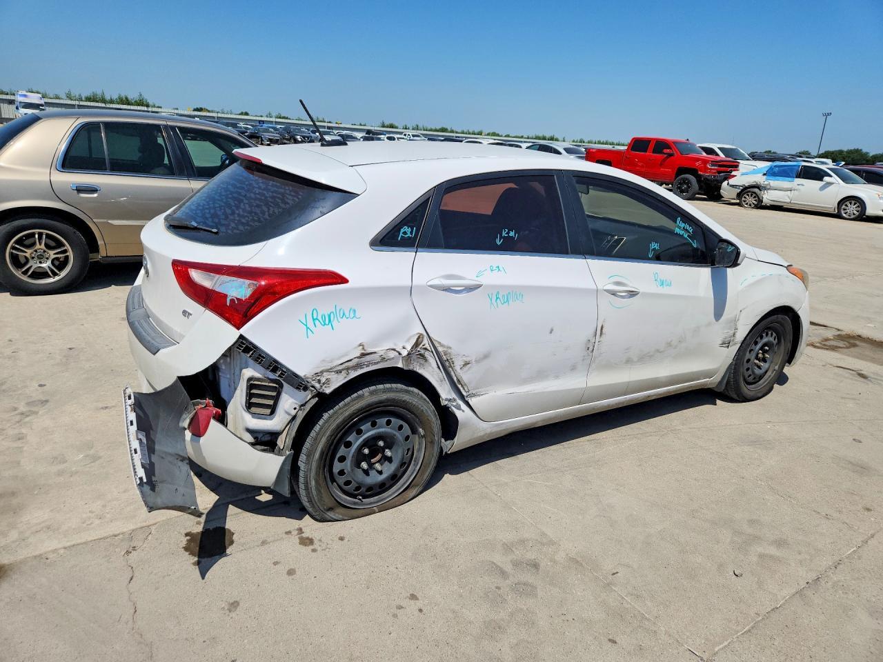 2016 Hyundai Elantra Gt Base - Фото 3