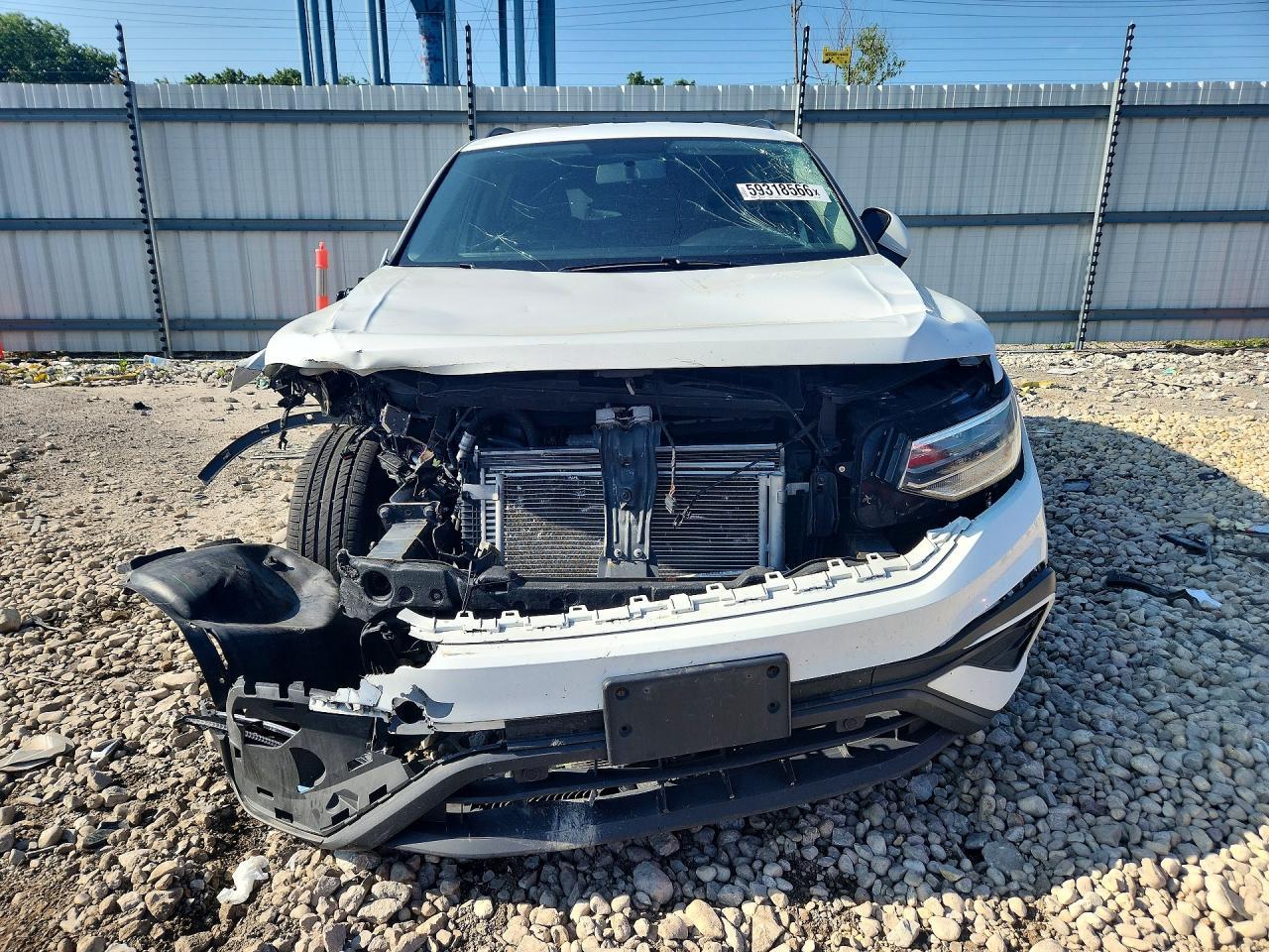 2022 Volkswagen Tiguan S - Фото 5