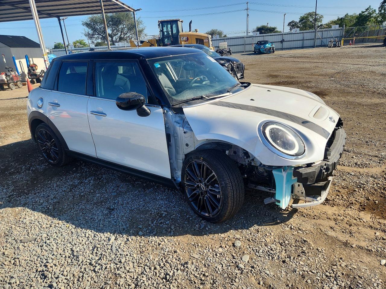 2024 Mini Cooper S - Image 4