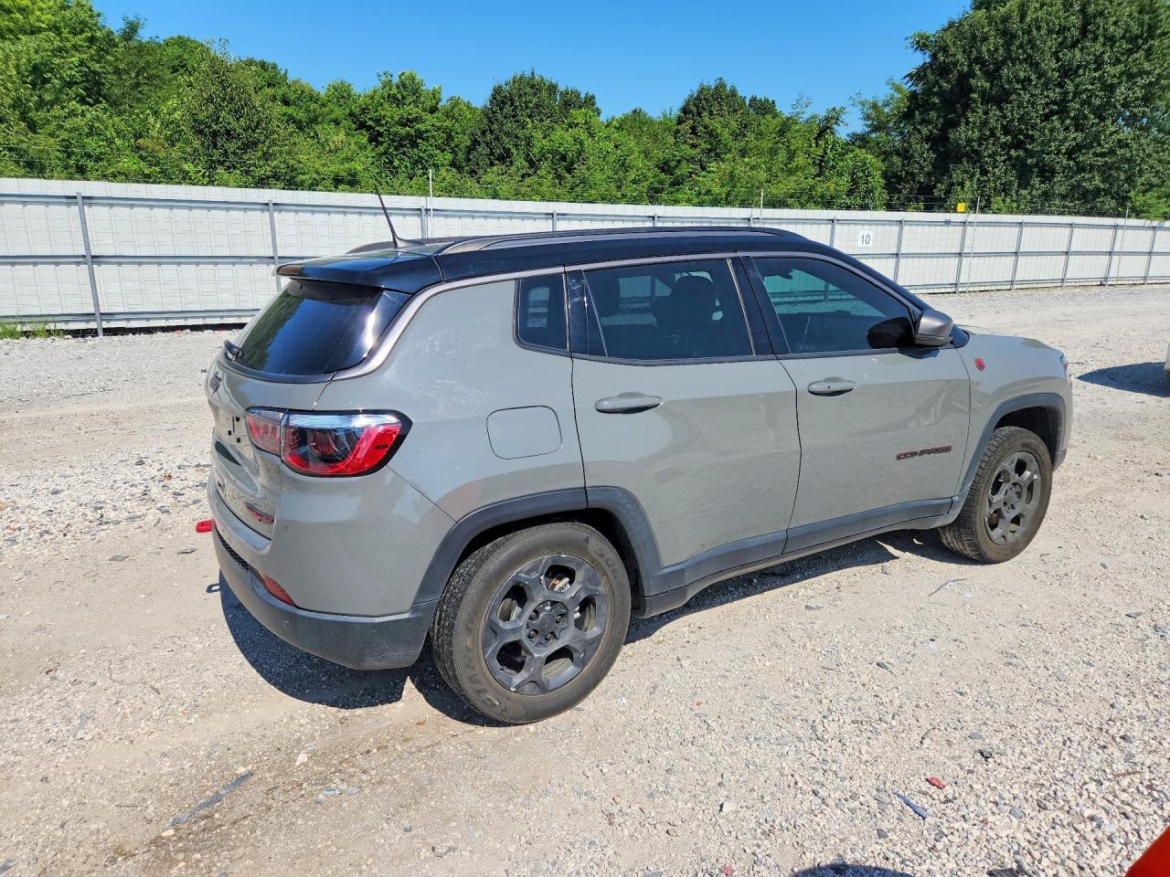 2022 Jeep Compass Trailhawk - Фото 3