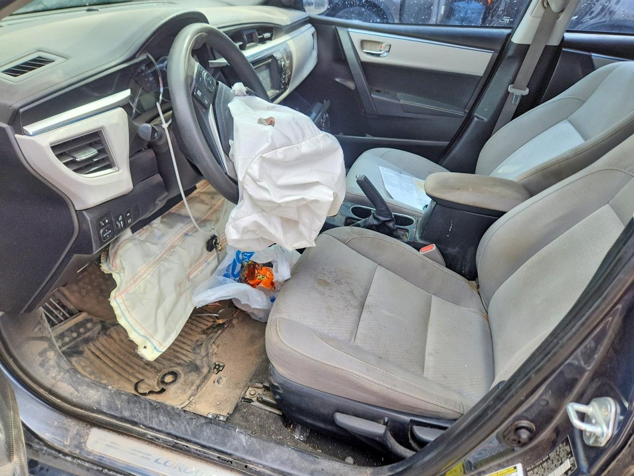 2016 Toyota Corolla Le - Image 7
