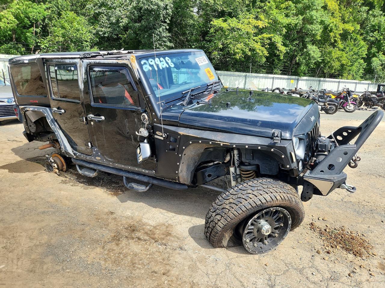 2016 Jeep Wrangler Unlimited Sport - Image 4