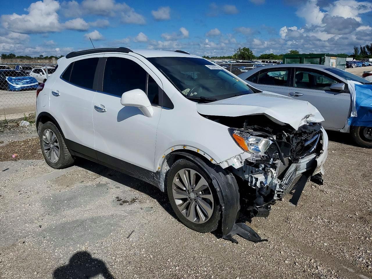 2020 Buick Encore Preferred - Image 4