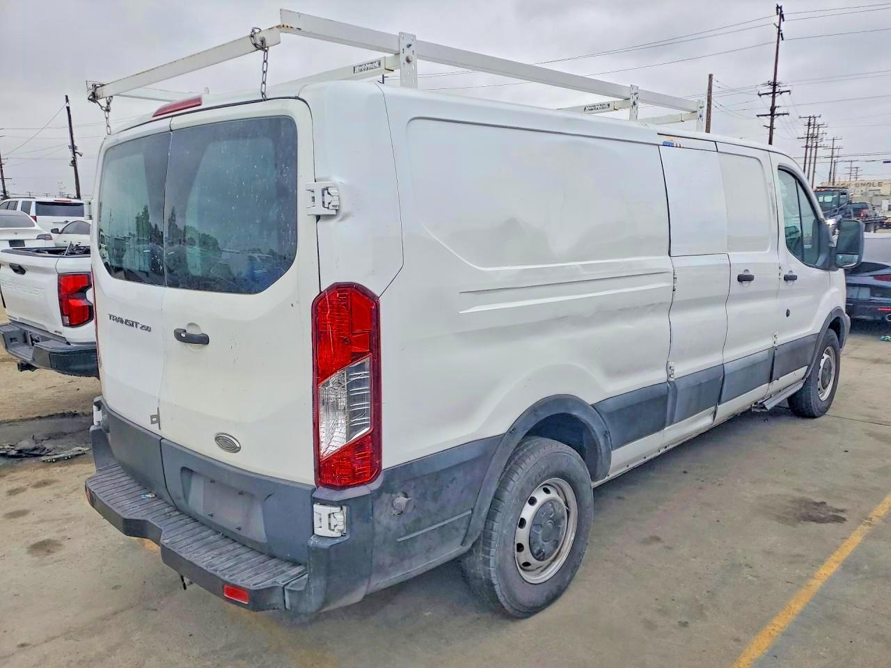 2019 Ford Transit - Фото 3