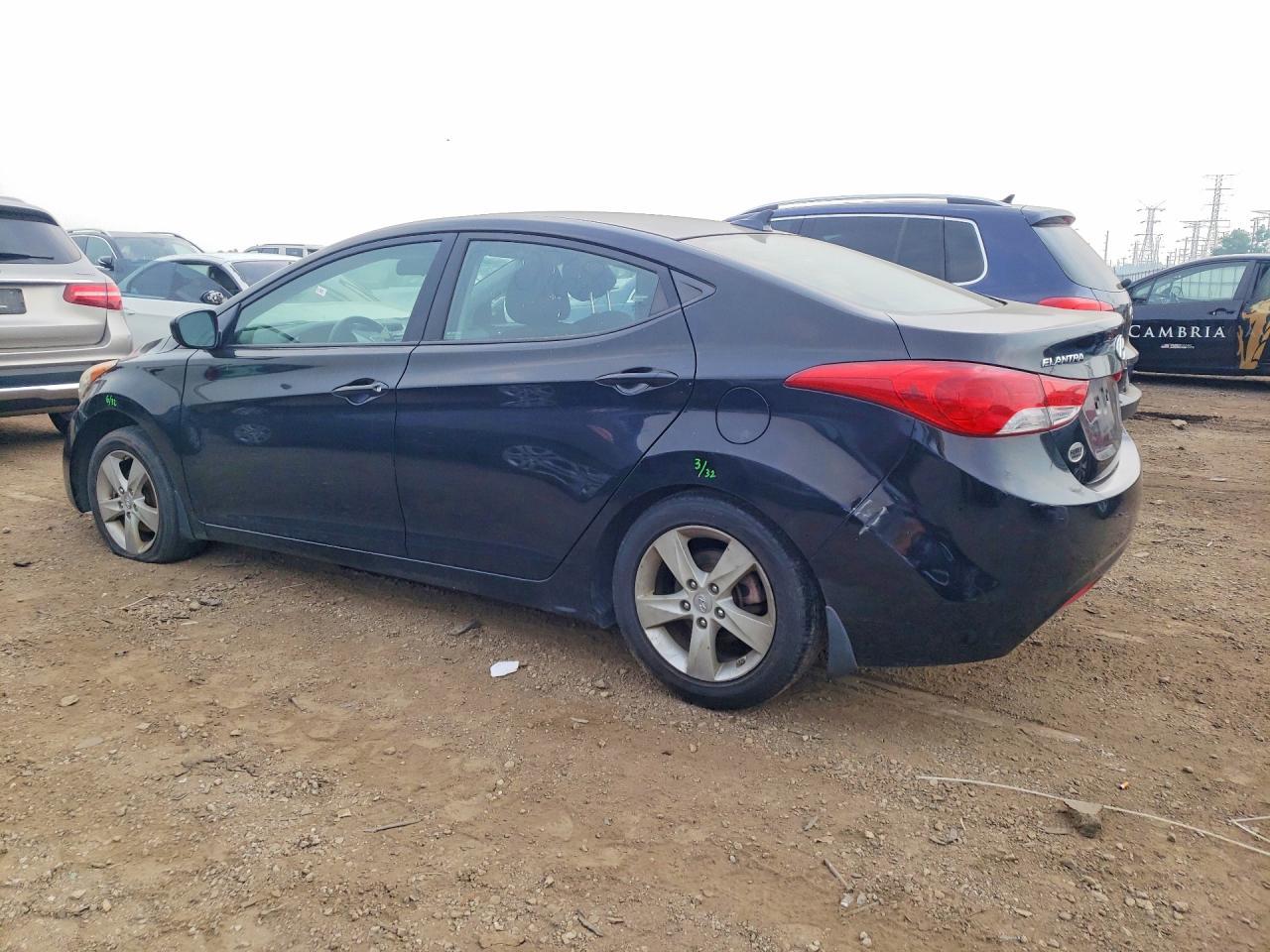 2013 Hyundai Elantra Gls - Image 2