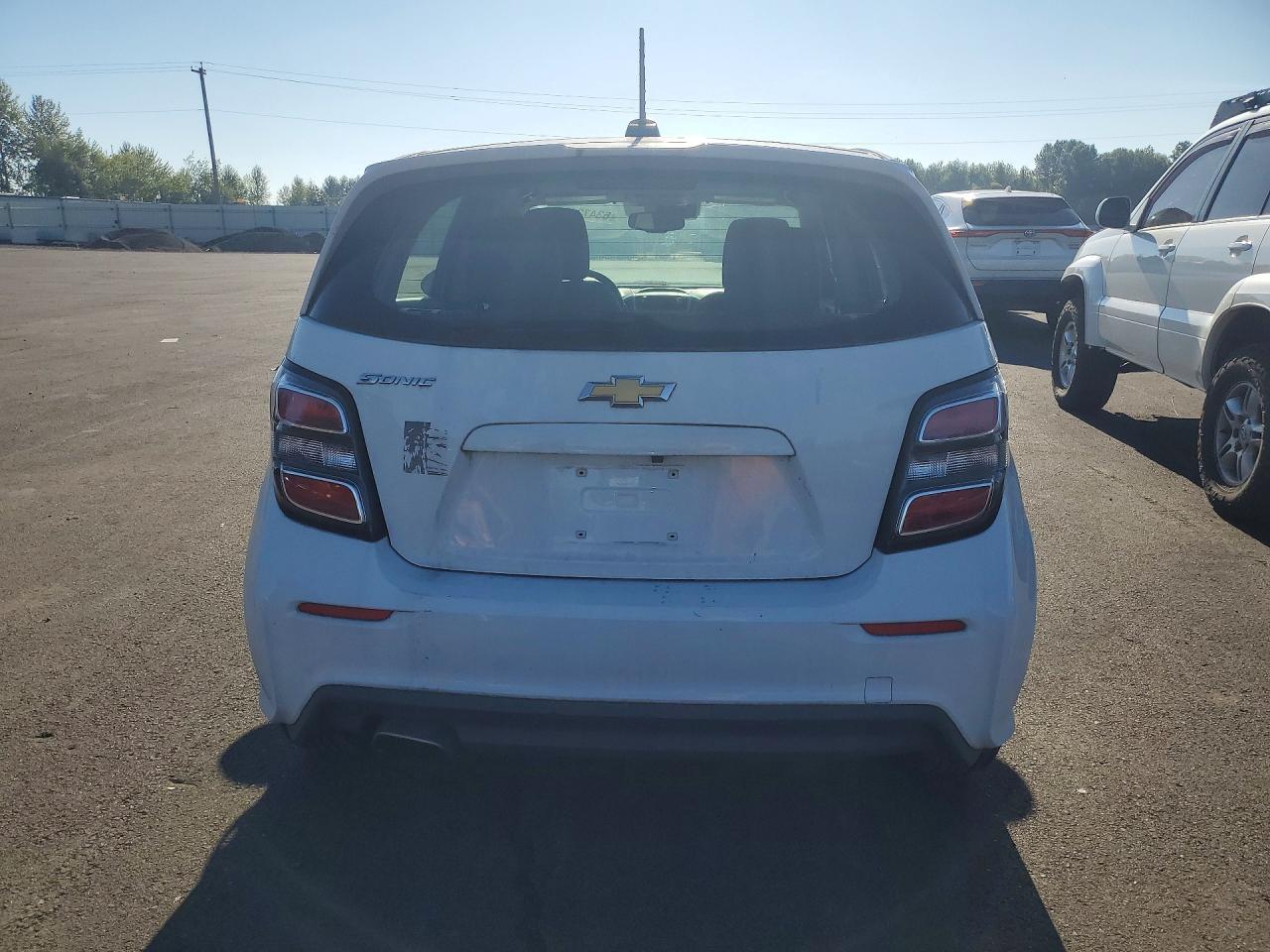 2020 Chevrolet Sonic - Фото 6