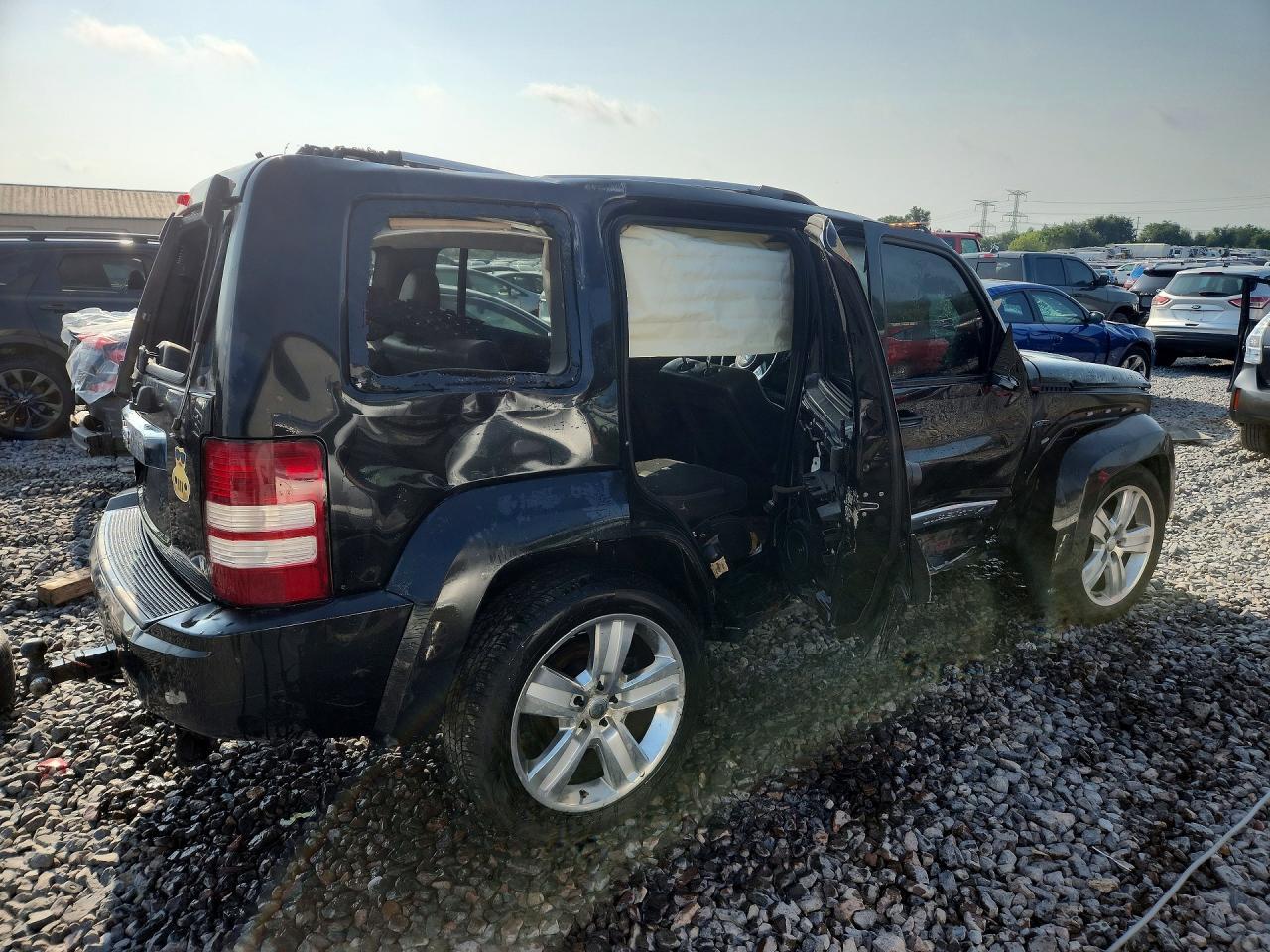 2012 Jeep Liberty Jet - Фото 3