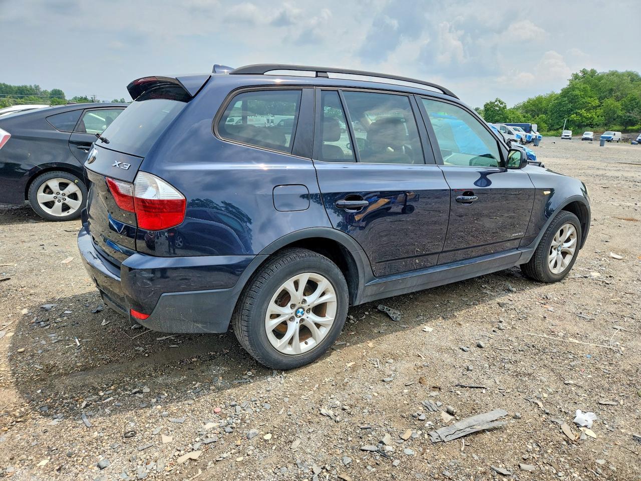 2009 BMW X3 xDrive30I - Image 3