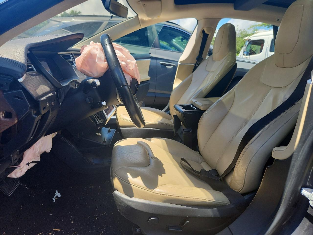 2015 Tesla Model S 85D - Фото 7