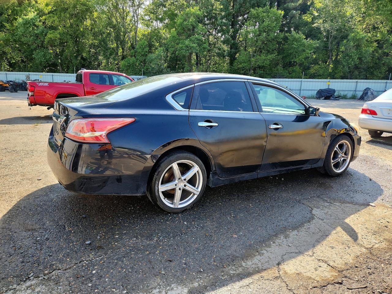 2013 Nissan Altima 2.5 - Image 3