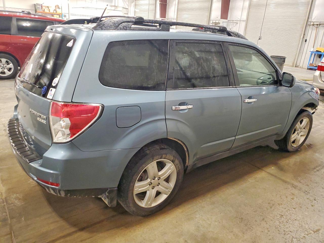 2010 Subaru Forester 2.5X Premium - Фото 3