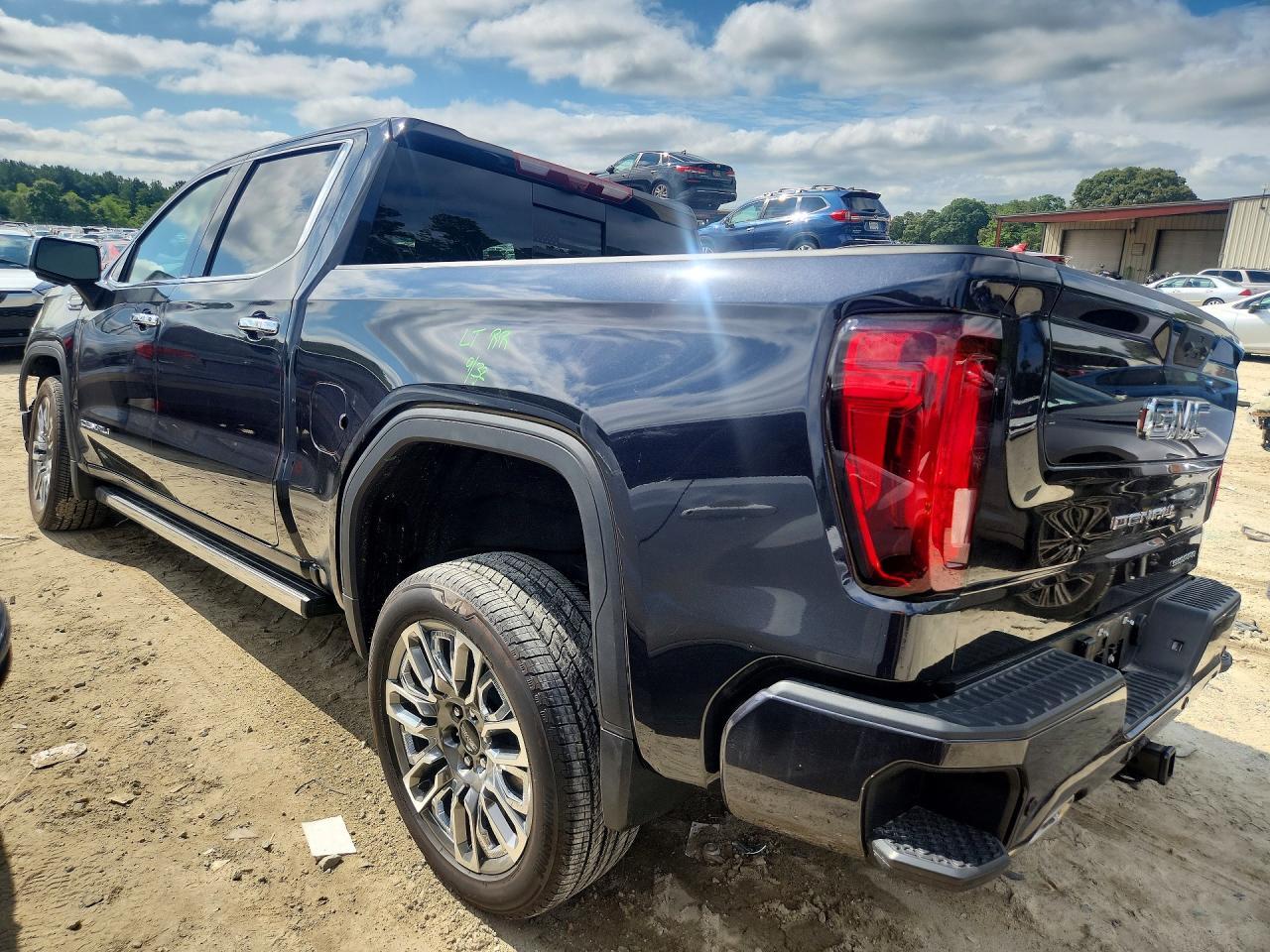 2025 GMC Sierra K1500 Denali Ultimate - Фото 2