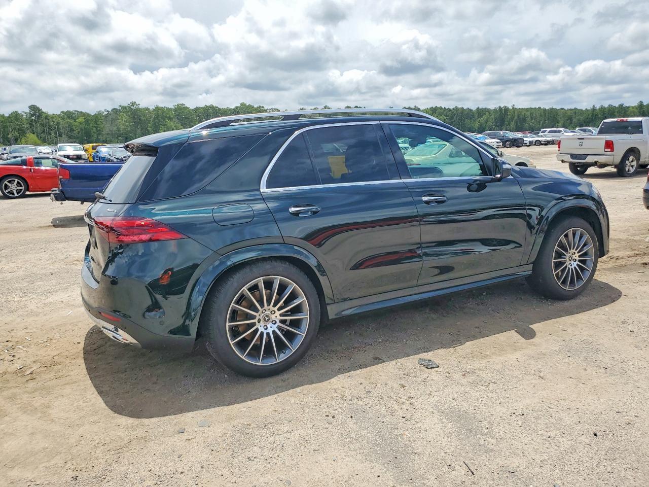 2024 Mercedes-Benz Gle 450E 4Matic - Image 3
