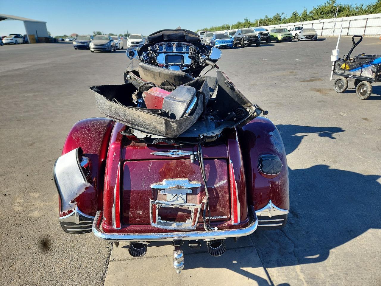 2016 Harley-Davidson Flhtcutg Tri Glide Ultra - Image 4