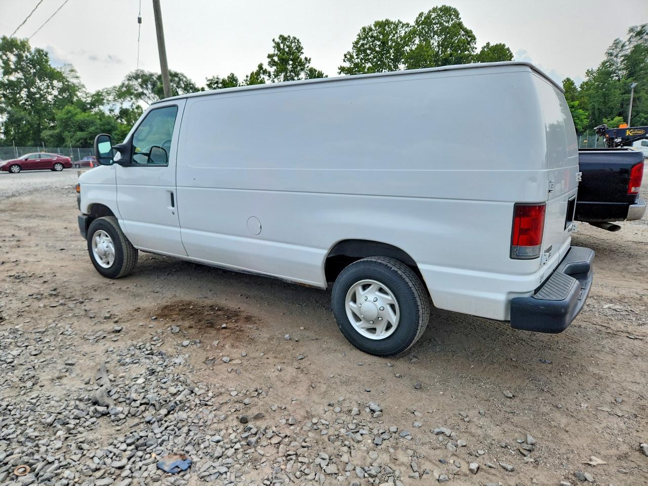 2011 Ford Econoline E150 Van - Image 2