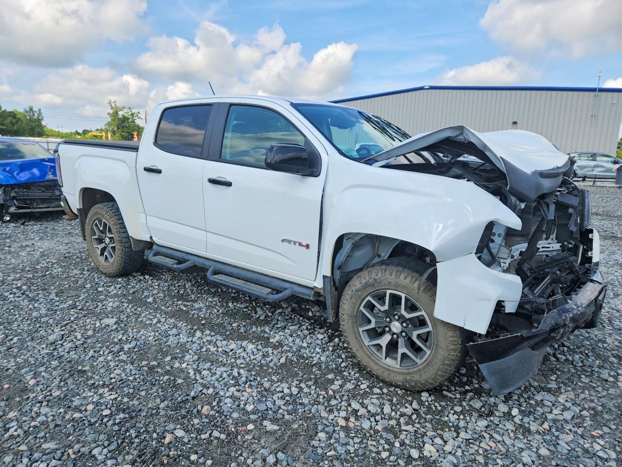 2022 GMC Canyon At4 - Image 4