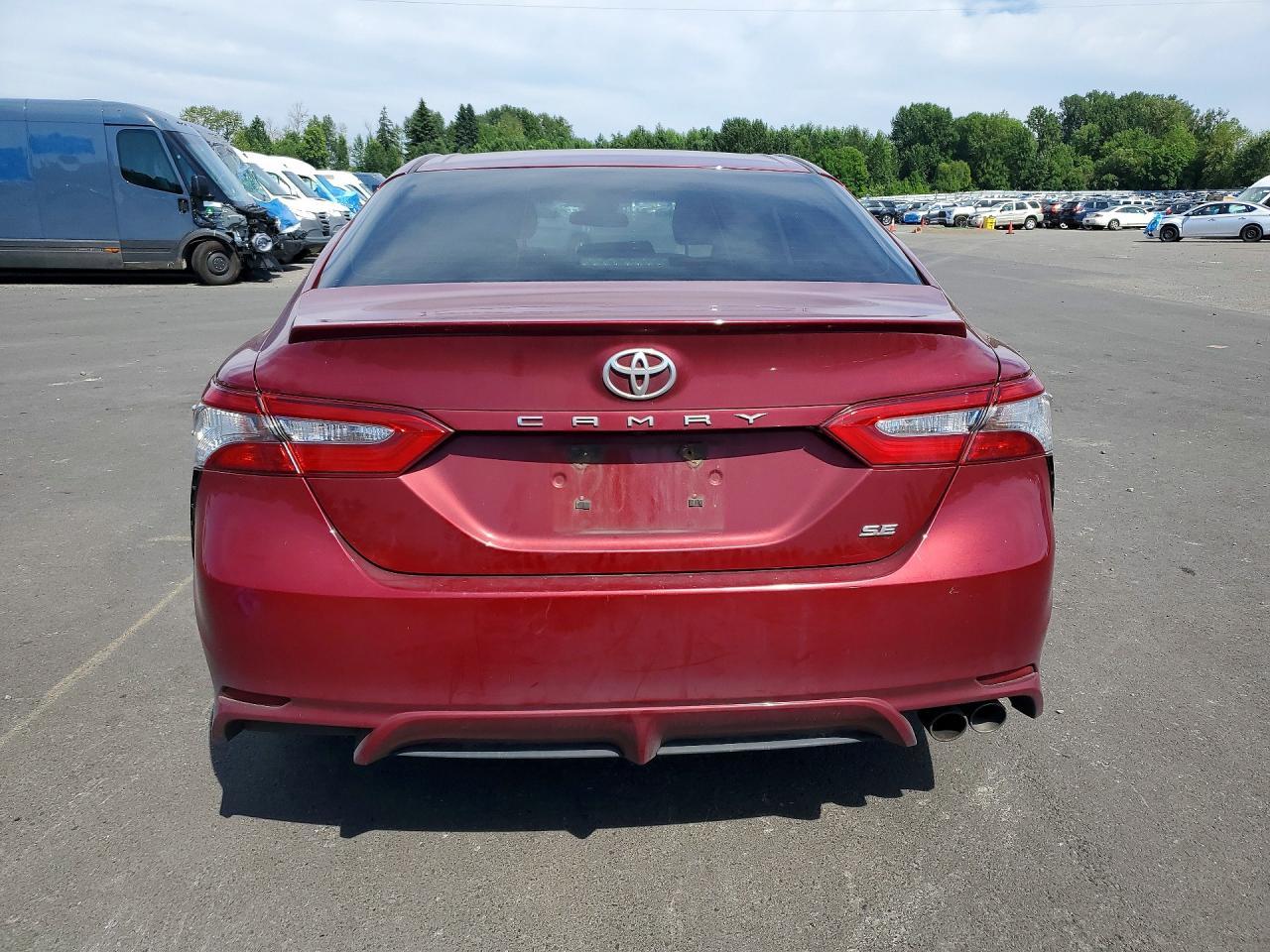 2018 Toyota Camry Se - Фото 6