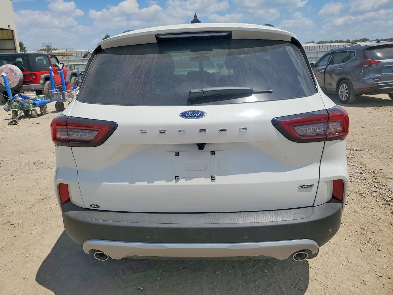 2026 Ford Escape - Image 6