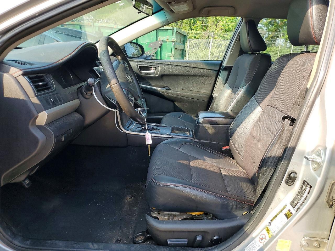 2016 Toyota Camry Se - Image 7