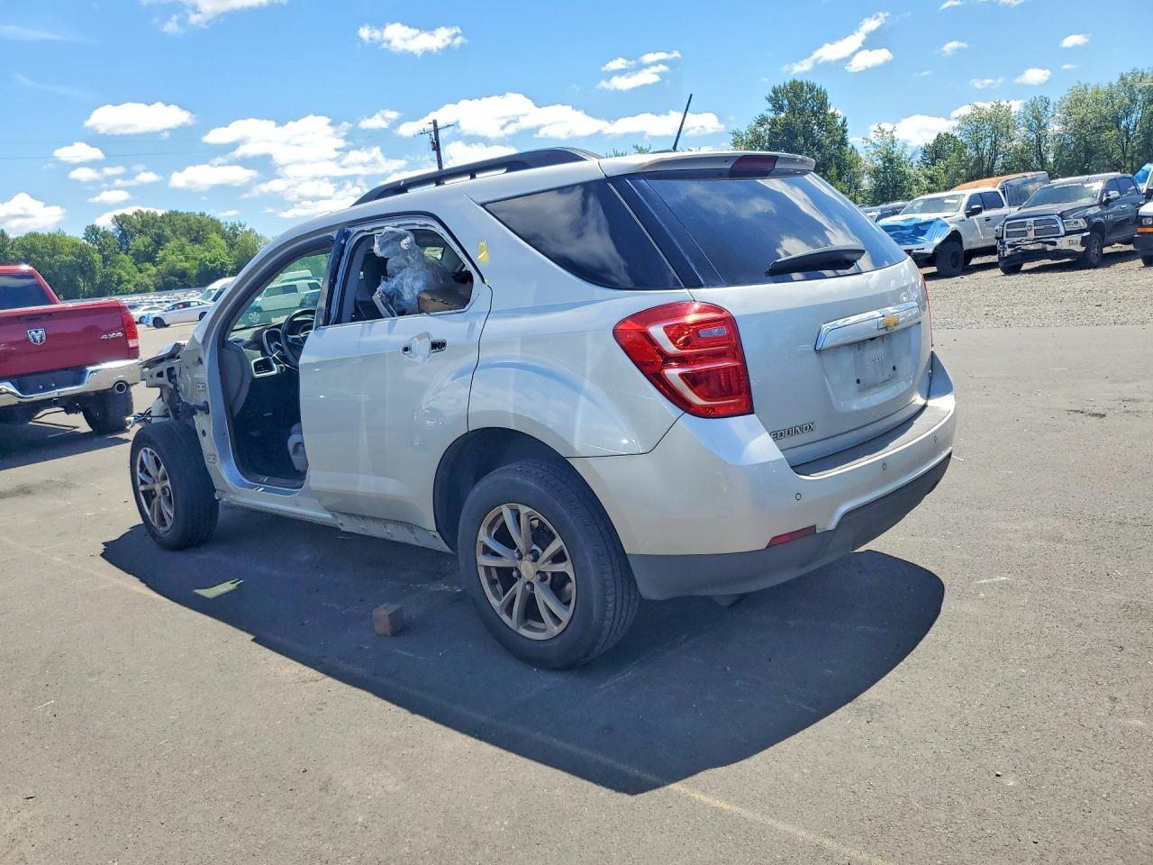 2017 Chevrolet Equinox Lt - Фото 2