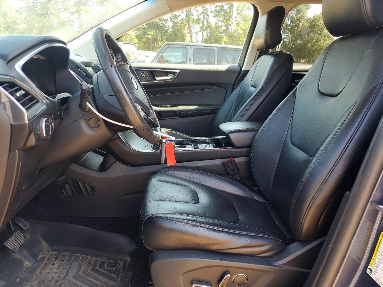 2019 Ford Edge Titanium - Image 7