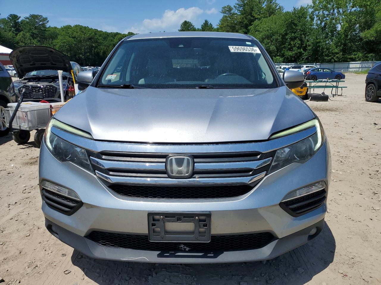 2018 Honda Pilot - Image 5