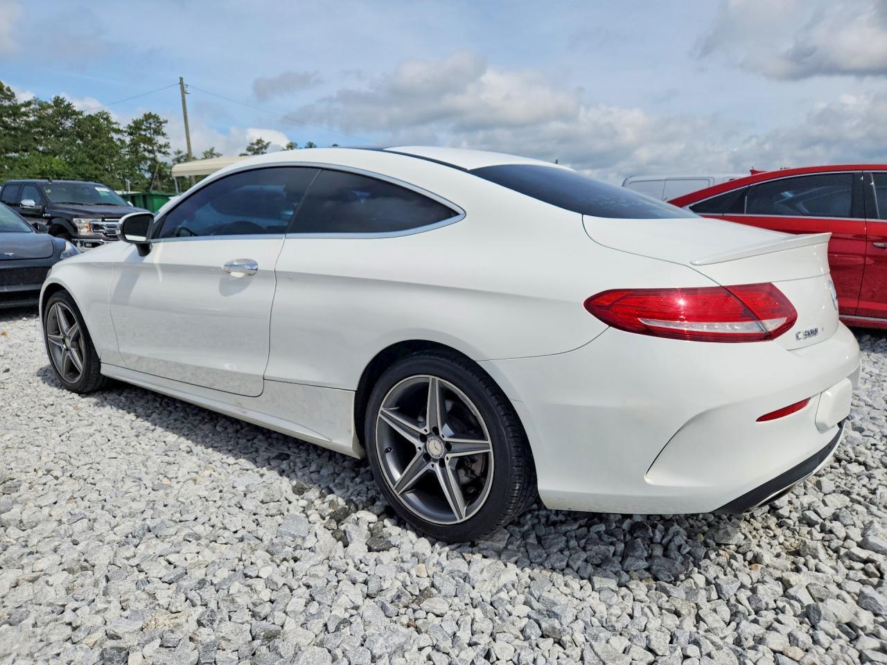 2017 Mercedes-Benz C 300 - Фото 2