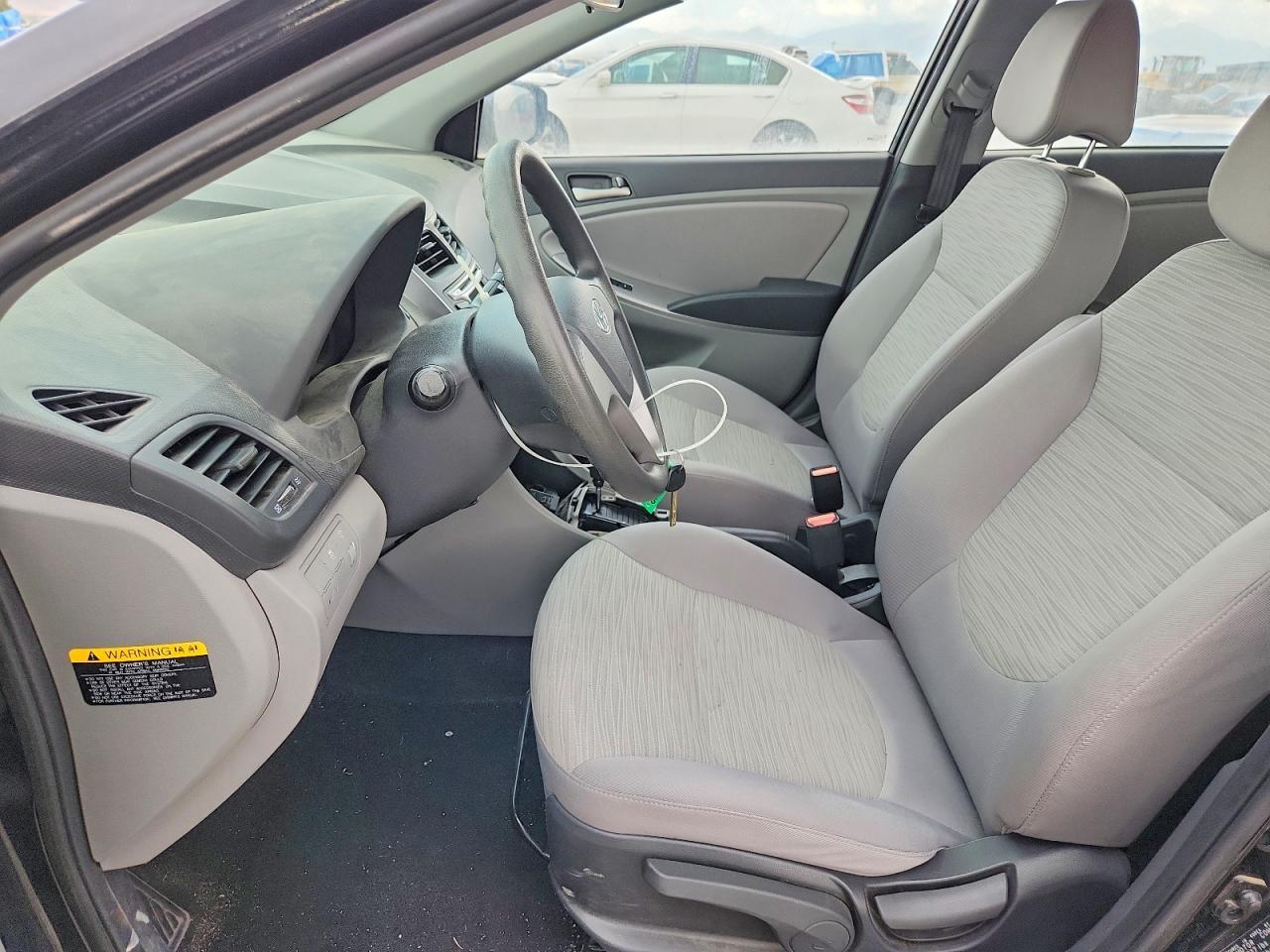 2016 Hyundai Accent Se - Фото 7